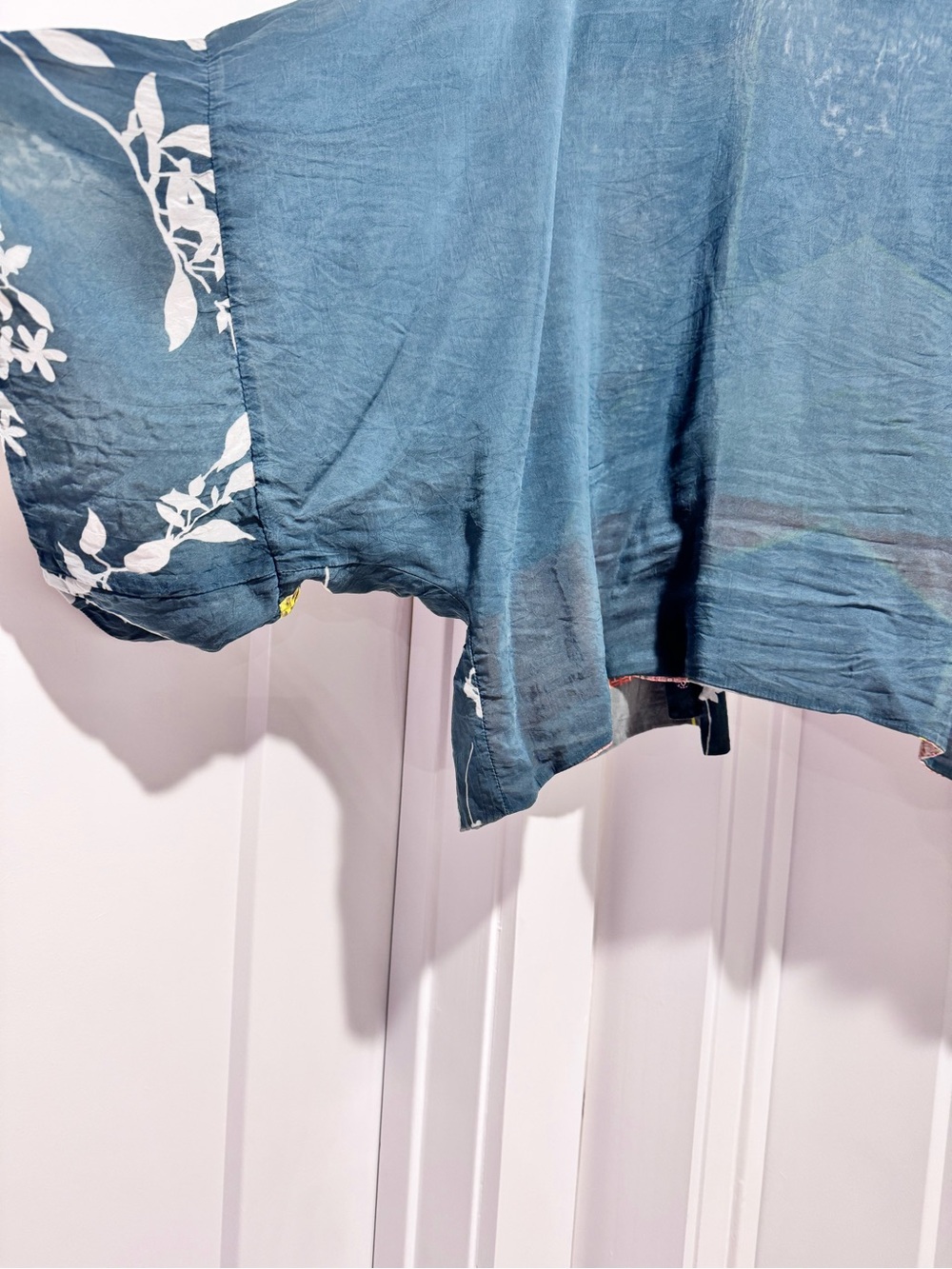 Johnny Was Reversible Floral Open-Front Kimono Jacket in Teal and Multicolor - Picture 4 of 8